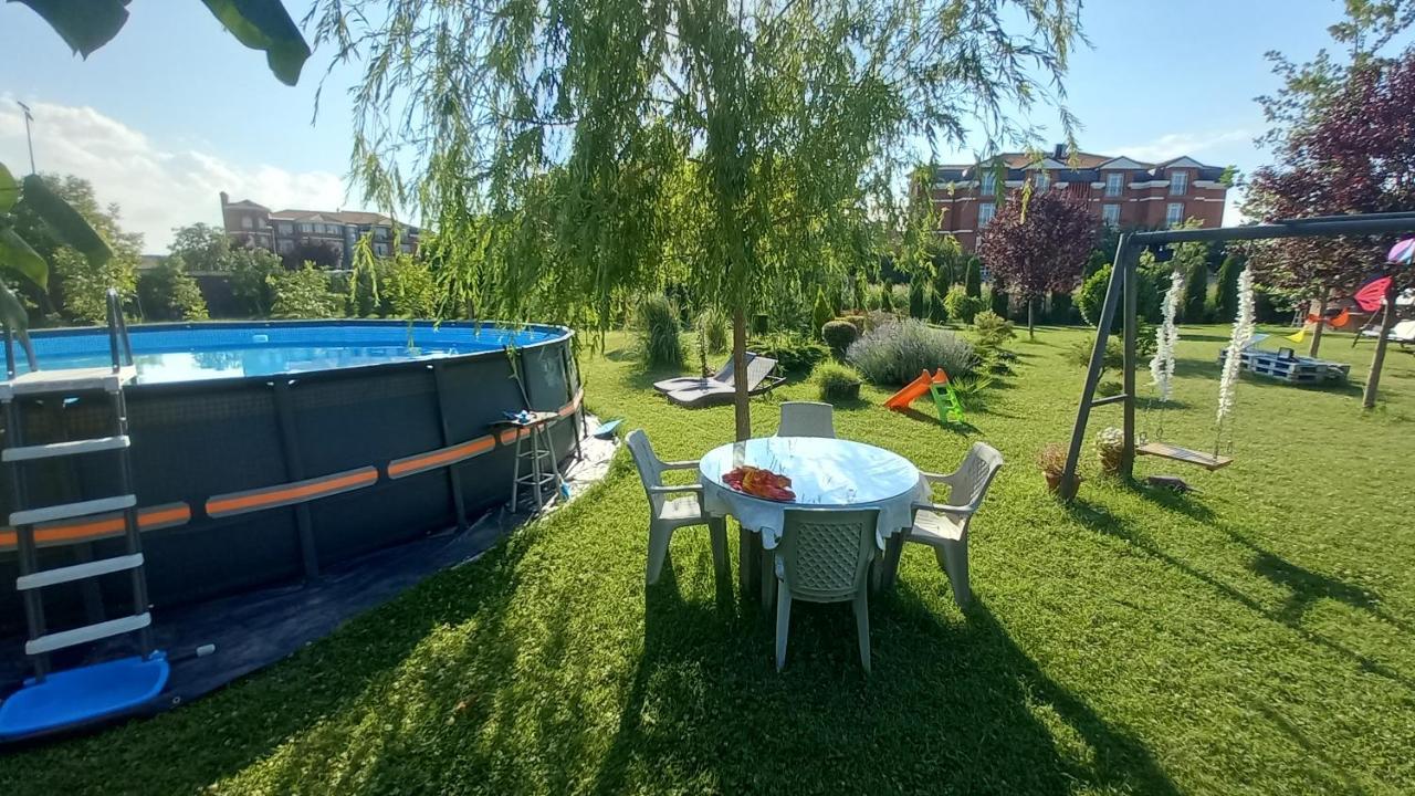 Green Villa Rodna Skopje Exterior foto